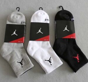 nike air jordan socks white