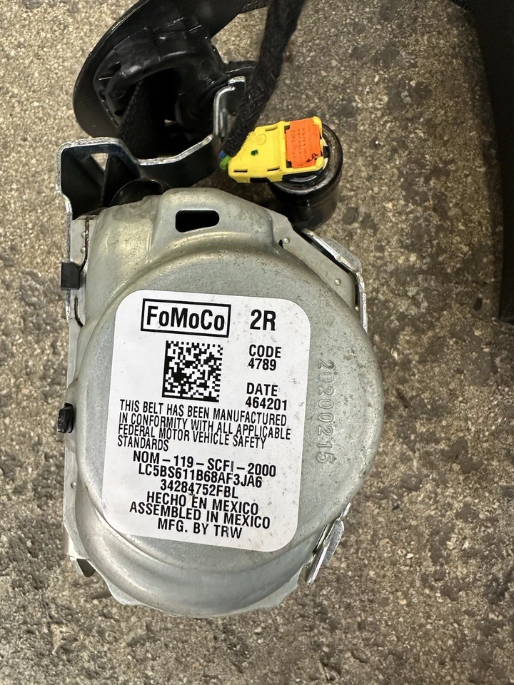 LINCOLN AVIATOR 2020-2023 TRASERO DERECHA SEGUNDA FILA CINTURÓN DE SEGURIDAD RETRACTOR FABRICANTE DE EQUIPOS ORIGINALES LB5BS611B68A Foto 2 de 4