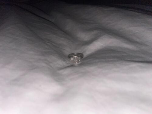 Emerald cut trinity diamond ring, great condition, size m - Picture 9 of 14