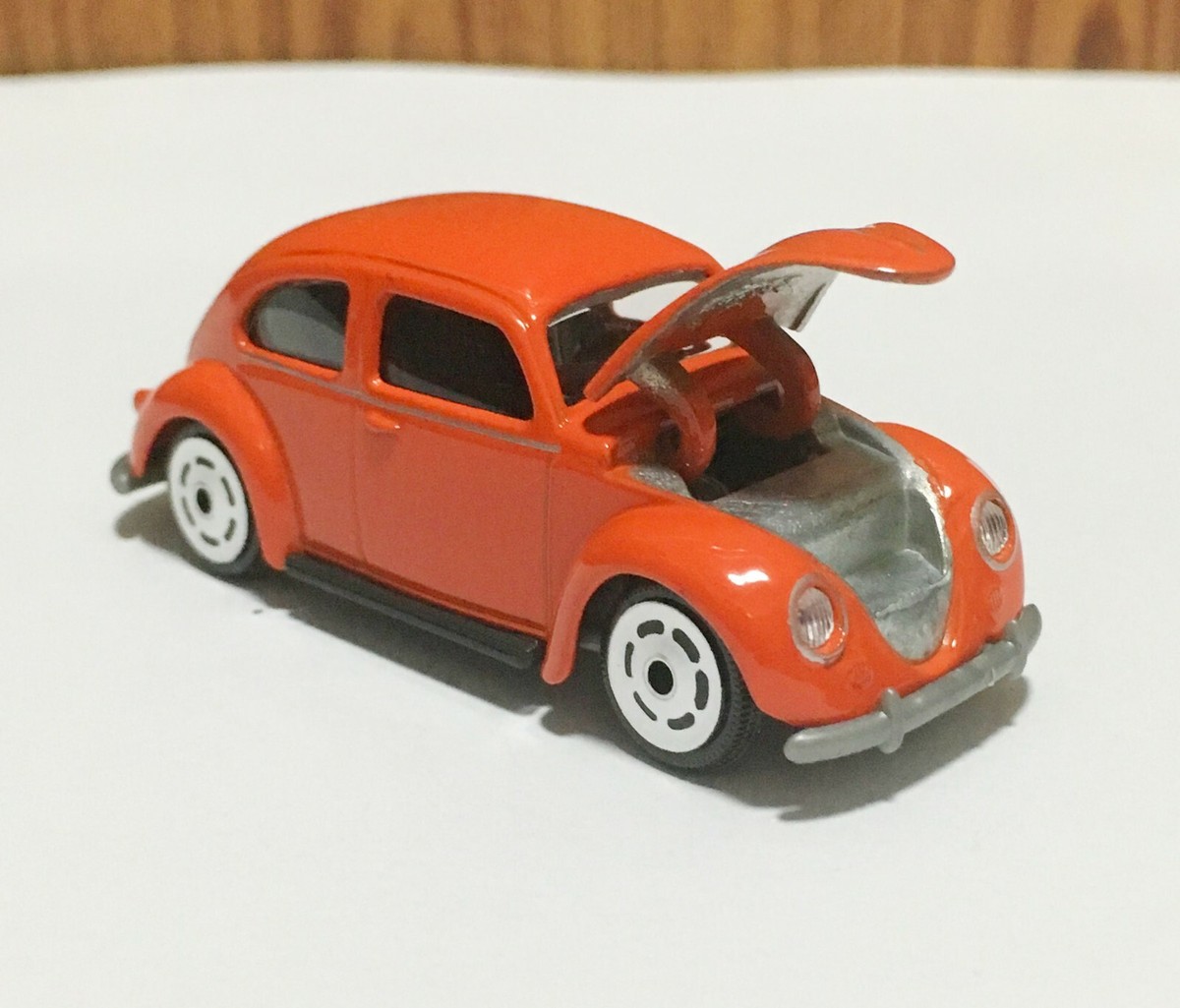 Majorette Volkswagen Beetle Vintage Red 1/64 (3 Majorette Volkswagen Beetle Vintage Red 1/64 (3