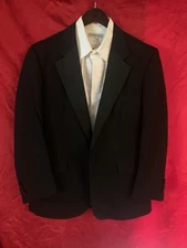 Tuxedo Men 44. Corbin USA single breasted, satin lapels, w pants satin stripe