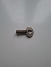 clé triangulaire remontoir jouet,pendule...3mm