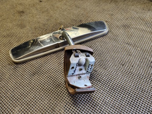 1969 1970 71 Skylark GS SS Chevelle GTO 442 Cutlass Convertible Rearview Mirror - Picture 4 of 7
