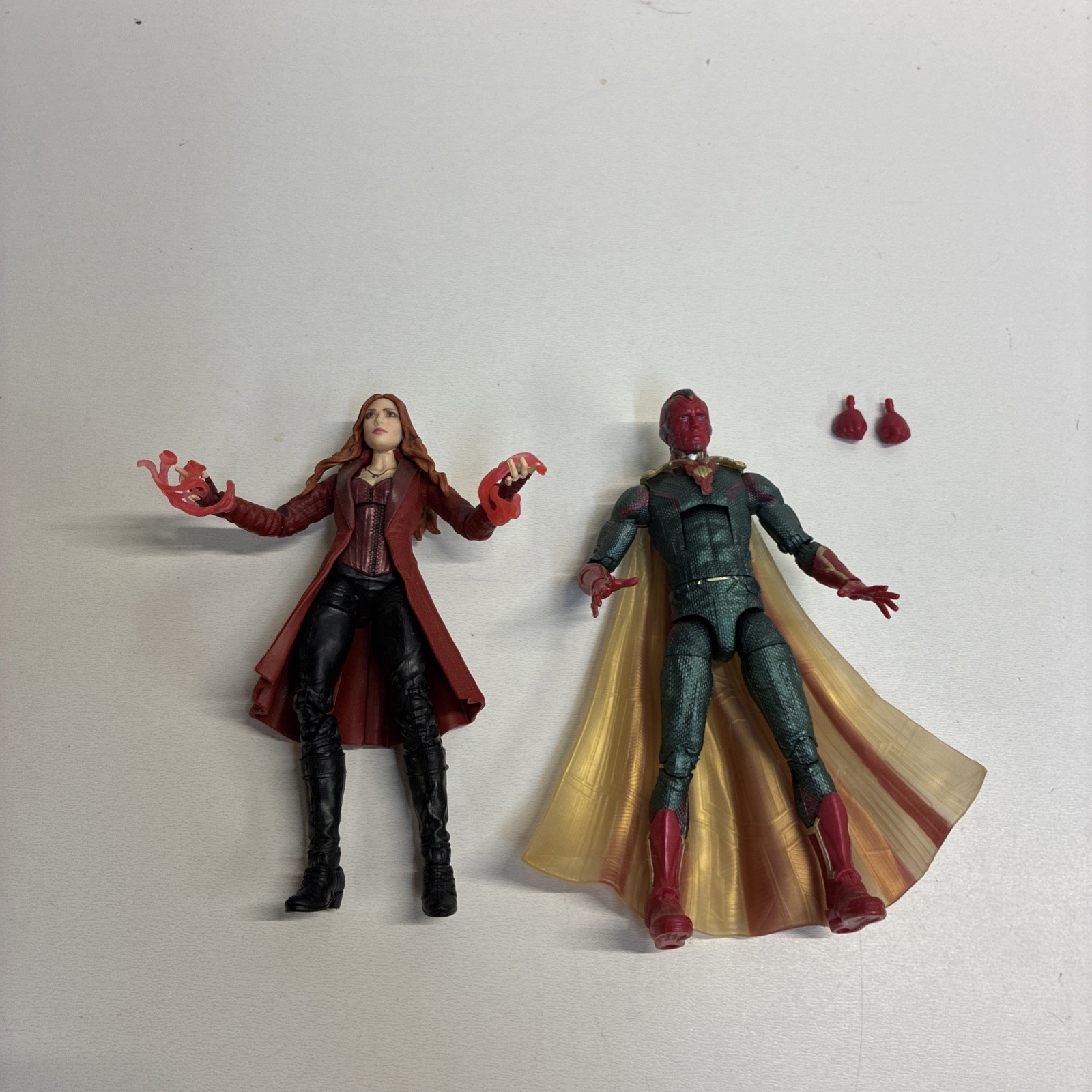 Marvel Legends Scarlet Witch & Vision 2-pack Infinity War (Toys R Us Exclusive)
