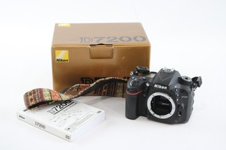 Vintage Nikon D7200 DSLR Digital Camera Body Working w/ Original Box