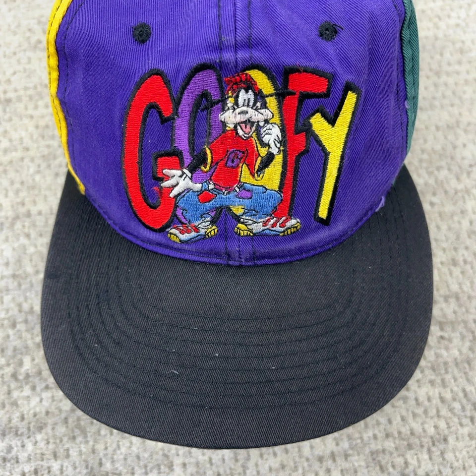 Camiseta De Colección Disney Gorra SnapBack Goofy Hip Hop Cabeza de Bloque Molinete Años 90 Rap Foto 4 de 4