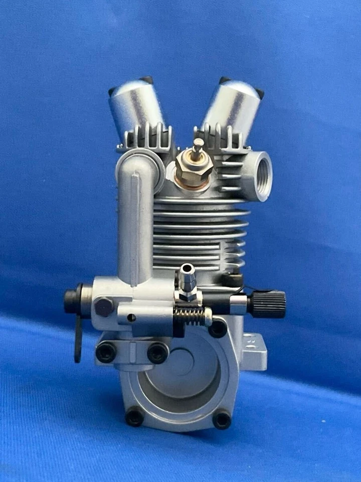 SAITO FA-30SH 5cc Hemi Head 4 stroke R/C airplane glow engine, new. f/s - Image 3 of 4