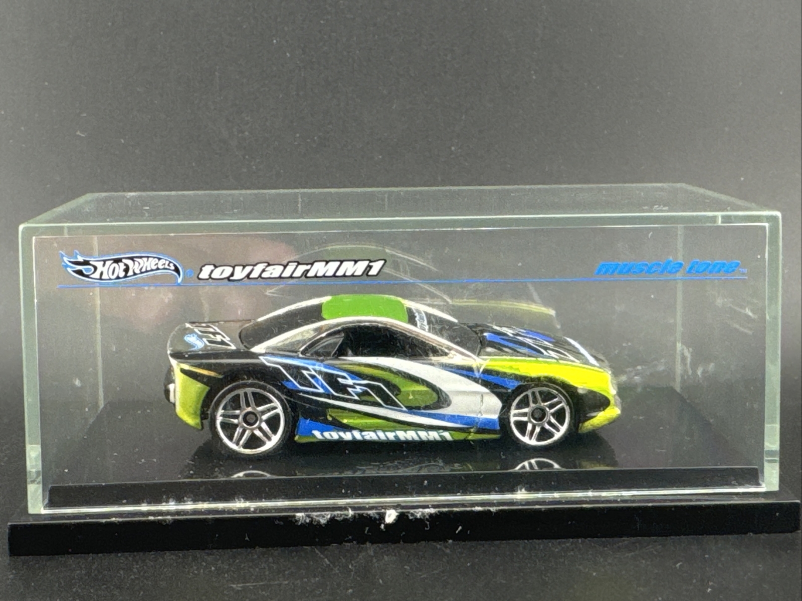 2001 Hot Wheels GREEN MUSCLE TONE MM1 Toy Fair pr5s FREE SHIPPING Acrylic Case
