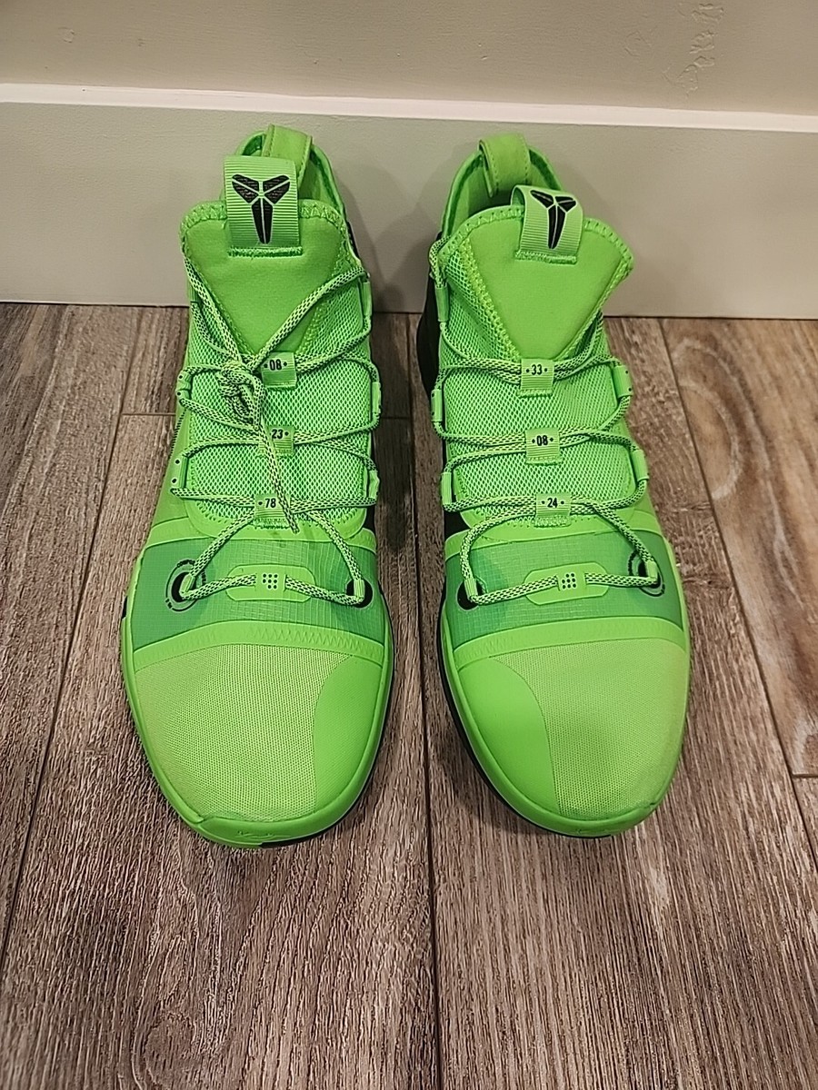 Sneaker Nike Kobe Green UNDEFEATED X Nike Zoom Kobe Protro “Camo