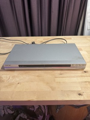 Sony Progressive Scan CD/DVD Player (Model DVP-NS575P) - Tested & Works Remote
