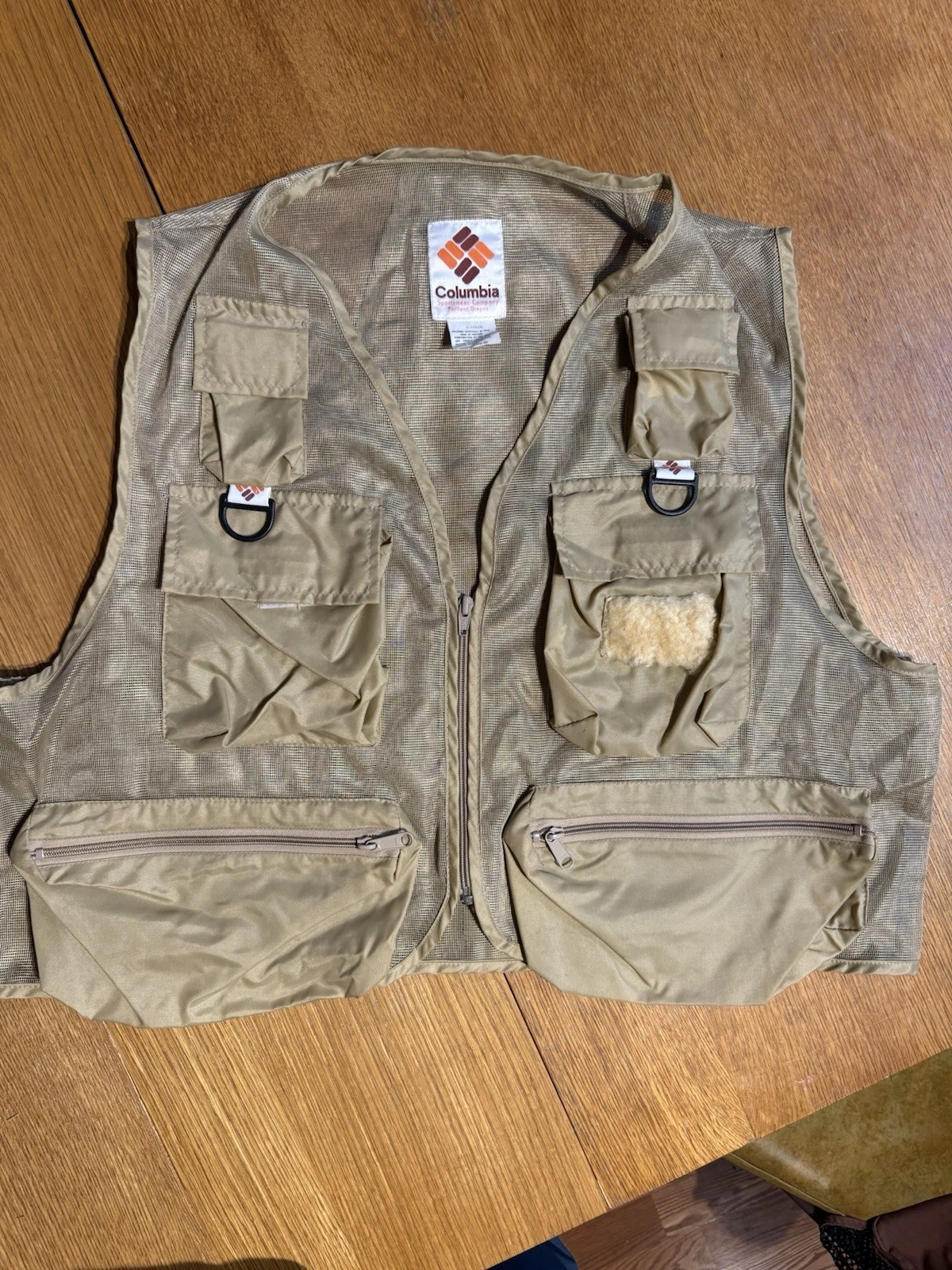 Vintage Columbia Fly Fishing Vest XL Mesh Utility Tan 90s USA
Opens in a new window or tab