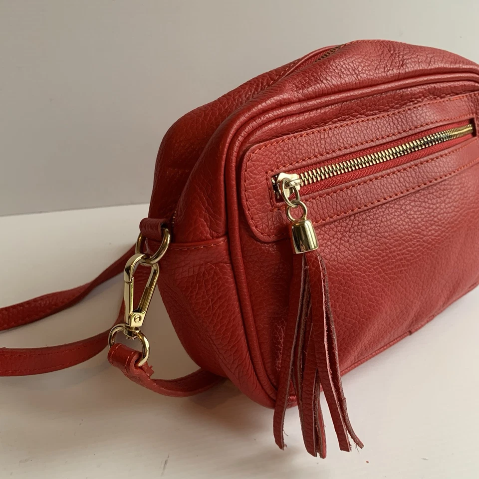 Borse in Pelle leather cross body bag VGC messenger shoulder classic red camera - Image 3 of 4