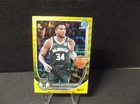GIANNIS ANTETOKOUNMPO 2025-26 BOWMAN CHROME YELLOW WAVE REFRACTOR MACH #40/75