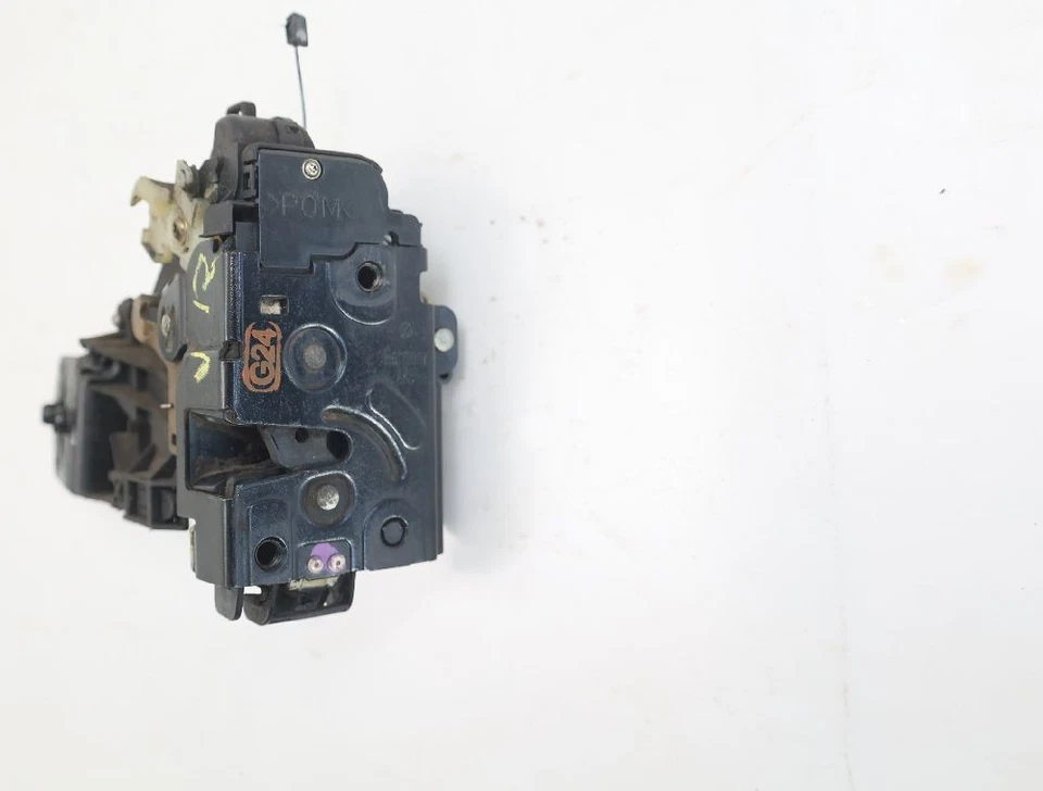 Serrure de porte avant droite VW GOLF IV (8.97-9.03) 6X1837014G origine occasion - Photo 1/4