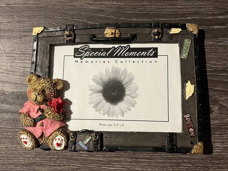Special Moments Memories Collection Traveling Teddy Bear Picture Frame 5.5" x 4"