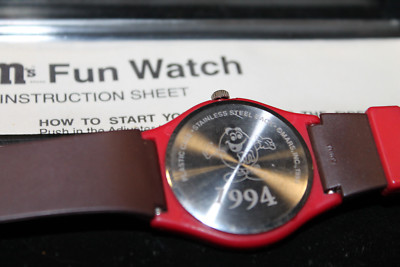 1994 Engraved Special Edition Quartz Analog Movement M&M display picture 2
