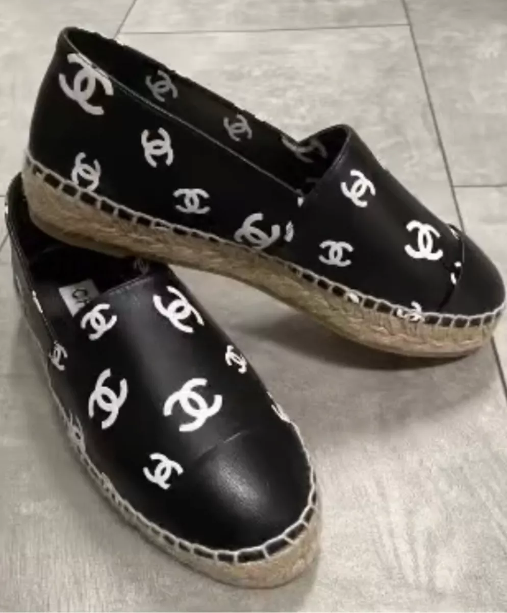 Chanel 22S Black & white Printed Crazy CC logo lambskin espadrilles