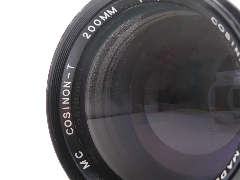 Cosina Cosinon-T MC 200mm f/4 Prime Camera Lens Fits m42 screw mount universal - Image 2 of 4