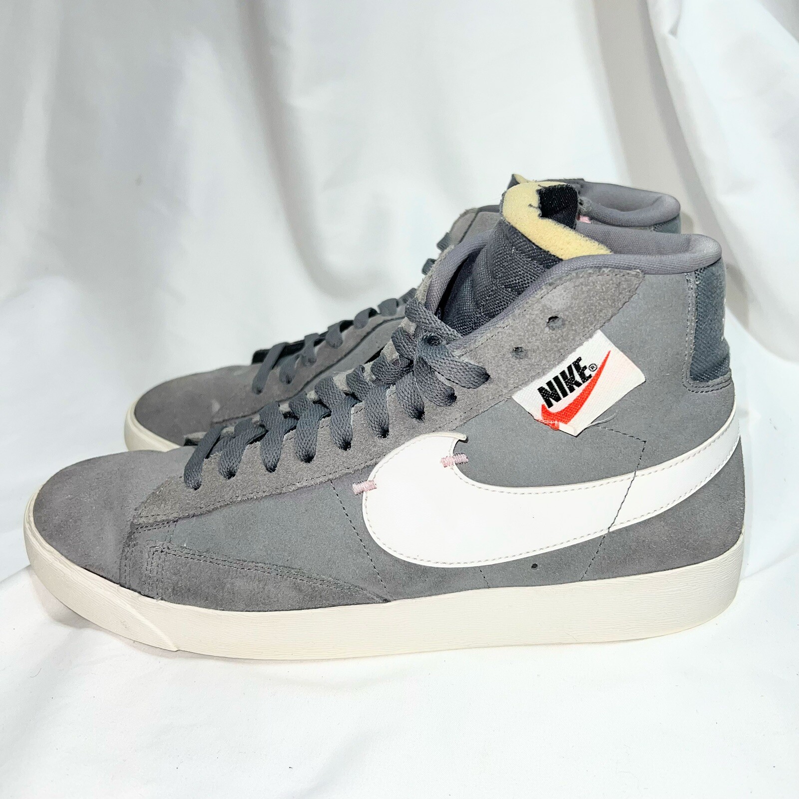 Bekwaam omdraaien Schuine streep Nike Blazer Mid Rebel Women's Size 11 Cool Gray Side Zip Lace Up BQ4022-004  | eBay