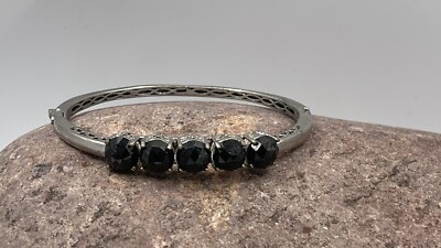 Karis silberfarbener schwarzer Stein Onyx? Armreif Manschette Tennisarmband #1