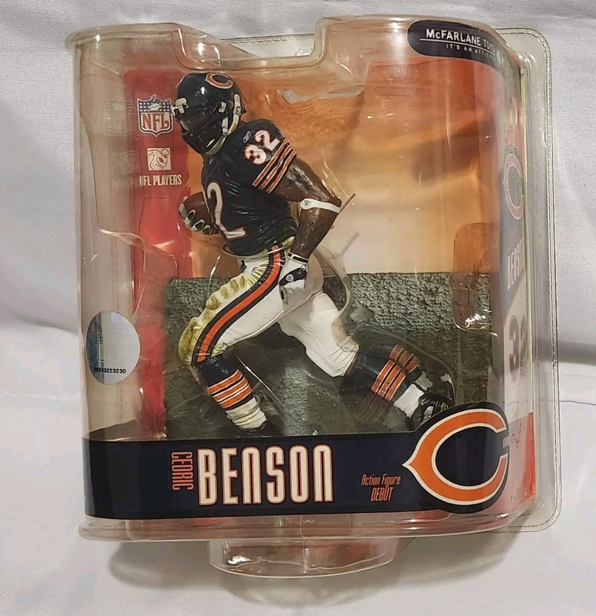 MCFARLANE NFL SERIES 15 CEDRIC BENSON Chicago Bears Action FIGURE Debut NFL  NIP | eBay