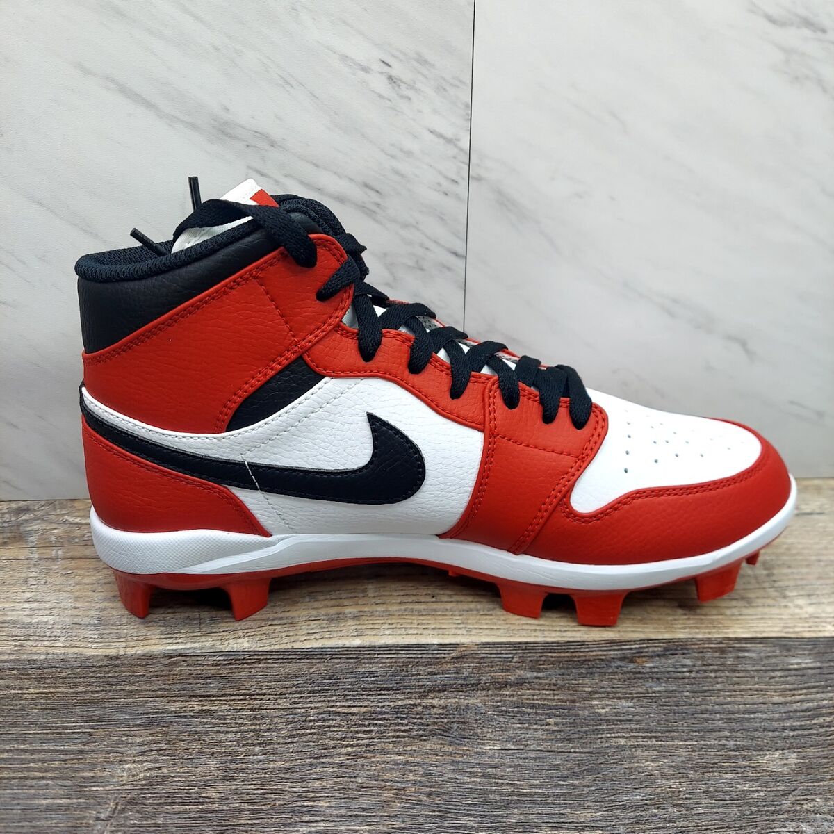 Nike Air Jordan 1 Retro MCS Chicago Black Red White AV5354 Nike Air Jordan 1 Retro MCS Chicago Black Red White AV5354