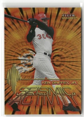 2000 Fleer Mystique #1 SA Ken Griffey Jr. Seismic Activity