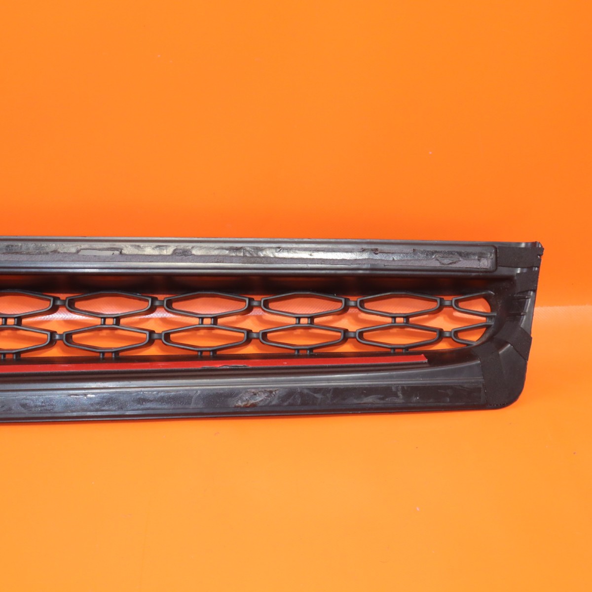 Rolls-Royce Cullinan 2019-2022 Left Bumper grille P/N 51117448905