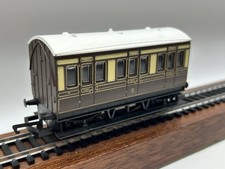 OO Hornby R213 GWR 4 Wheel Coach - (EXCELLENT)