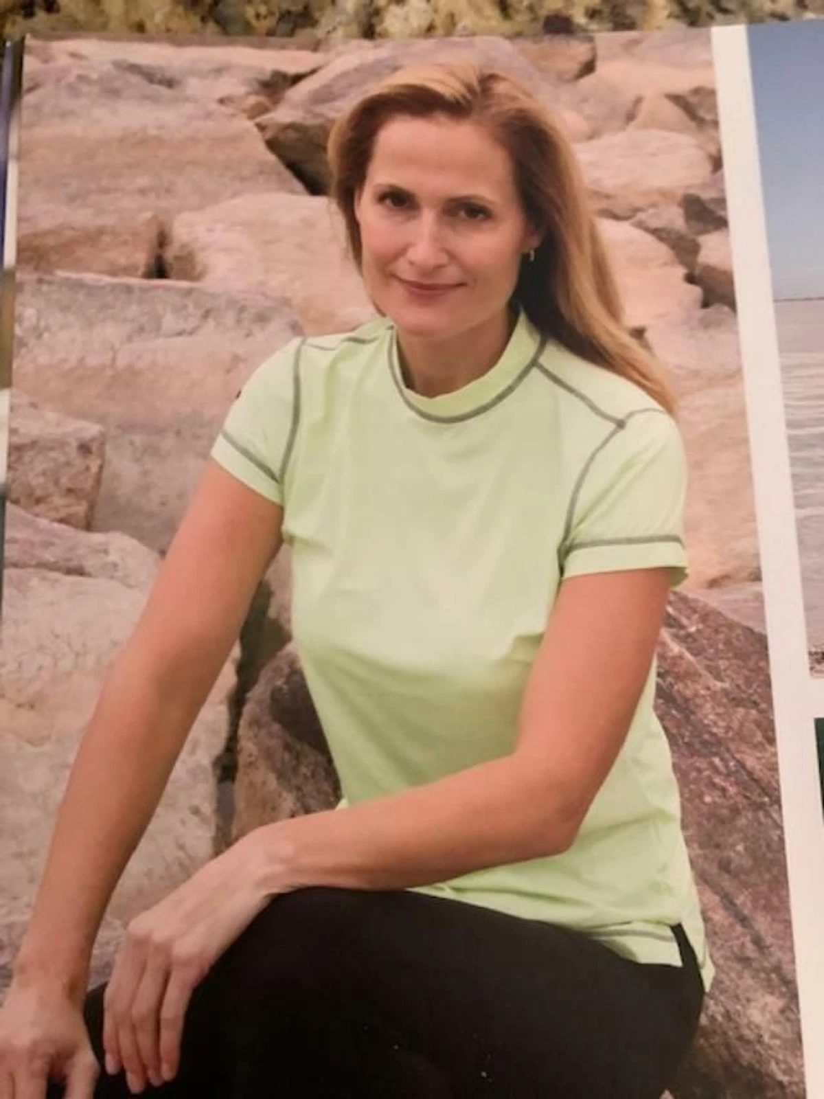 NEW Short Sleeve Round Neck T-Shirt, UV Protective Fabric UPF 50+ Medium