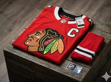 Ultimate Chicago Blackhawks Collector and Super Fan Gift Guide  58