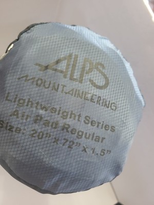 ALPS Mountaineering Ultra Light Series Self-inflating Sleeping Pad Size  Regular