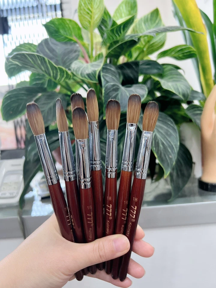 Cepillo de uñas Kolinsky 777 (engarzado) - tamaño #18 (compra 3 gratis 1 punta francesa 777) Foto 3 de 4