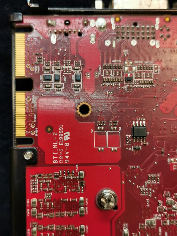 ASUS Radeon Dark Knight HD 4870 512MB GDDR5 PCI Express Video Card EAH4870 - Image 4 of 4