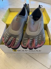Body Glove 3T Barefoot Woman  s Cinch Water Shoe Gray Pink Size 10 US