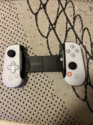 Backbone One Mobile Gaming Controller for Iphone. PlayStation Edition.