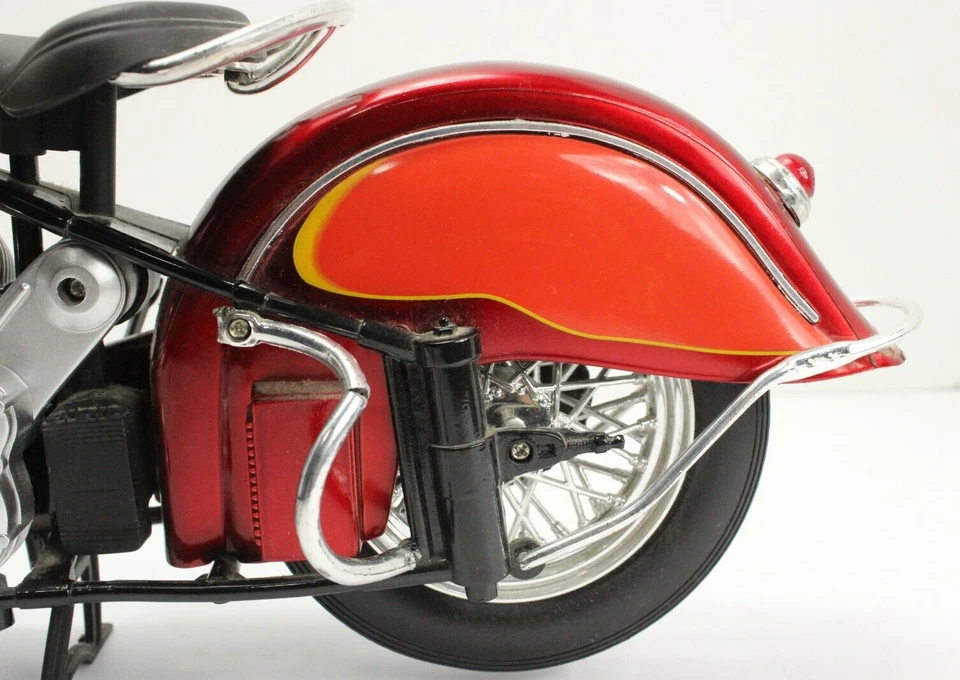 NewRay 1948 Indian Chief Motorcycle modelo escala 1/6 fundido (LEIA POR FAVOR) - Imagem 3 de 4