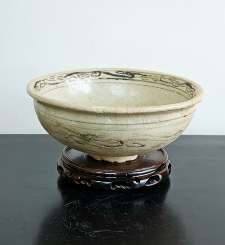 **RARE** 14th Century A.D. Sukhothai Underglazed Black Decorared Bowl (2) - Picture 3 of 11