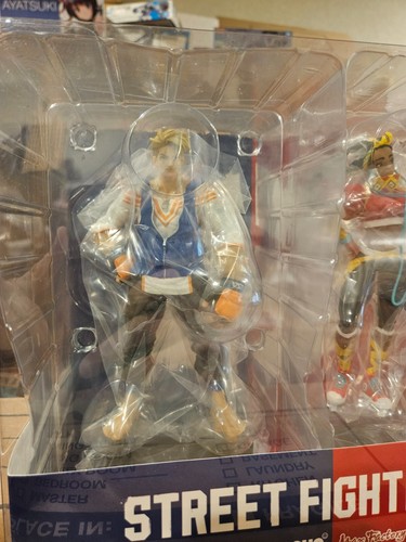 Street Fighter 6 Collector’s Luke & Kimberly Popup Parade, Hintergrund und Box - Bild 6 von 10