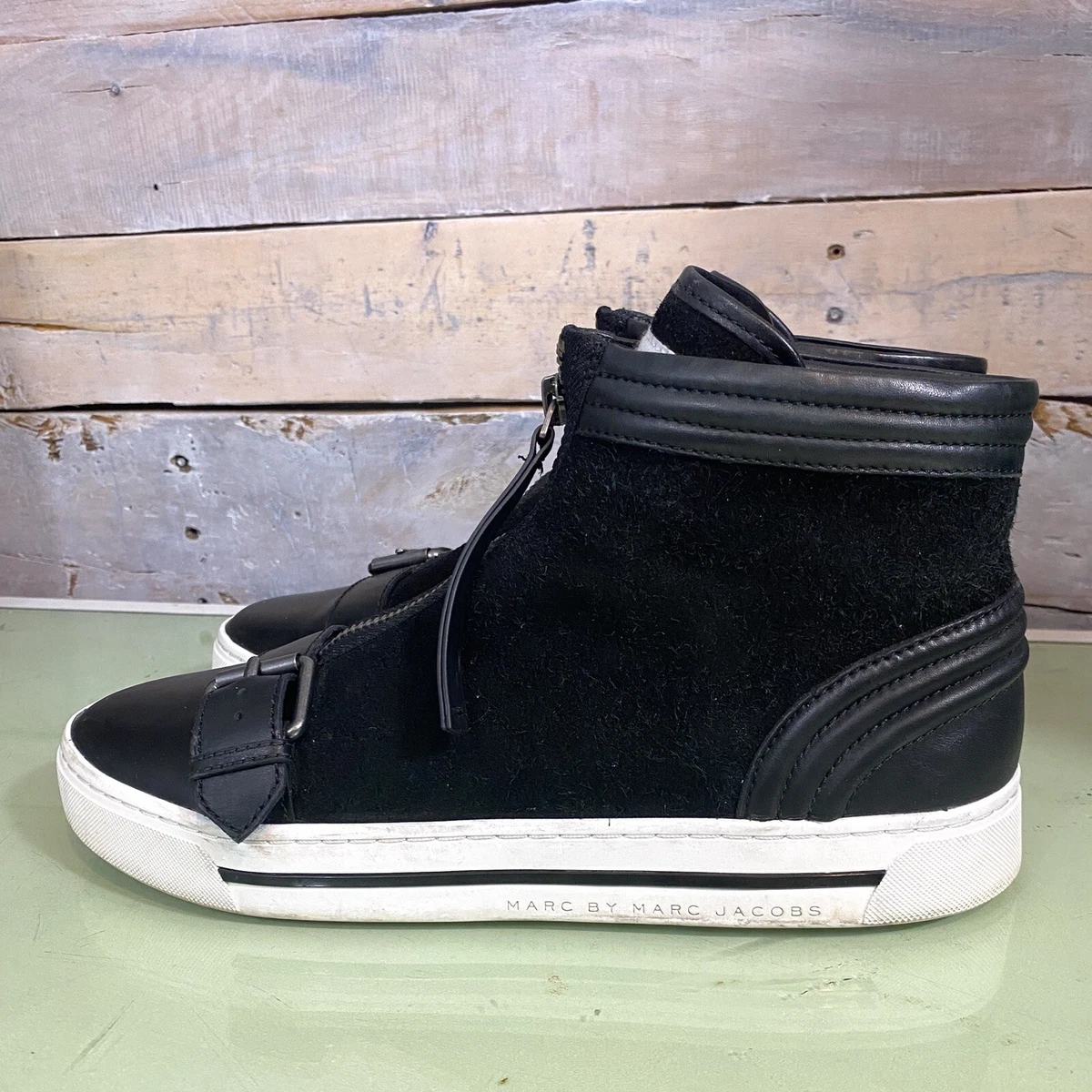 marc jacobs black sneakers
