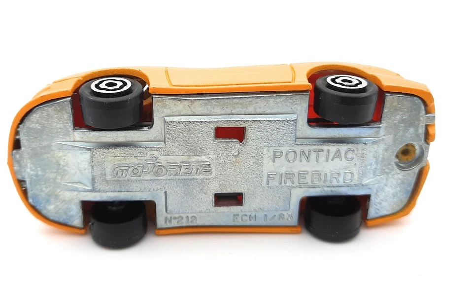 Majorette no 212 庞蒂亚克 Firebird 黄色。 复古。 法国制造。 金属1/63 — 第 3/3 张图片