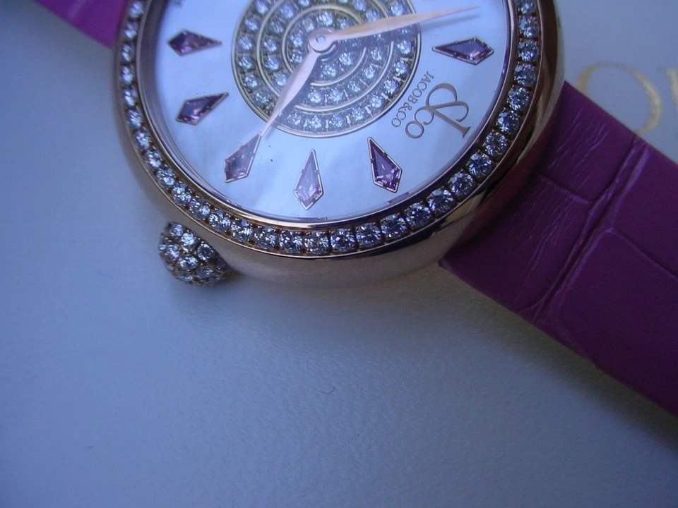 Fabulous Jacob & Co. Brillante. Ltd. Edición de 999. Bisel de diamantes de oro de 18 quilates. Foto 4 de 4