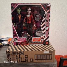 2026 Monster High Kieran Valentine and Spelldon Cauldronello Doll 2-Pack IN HAND