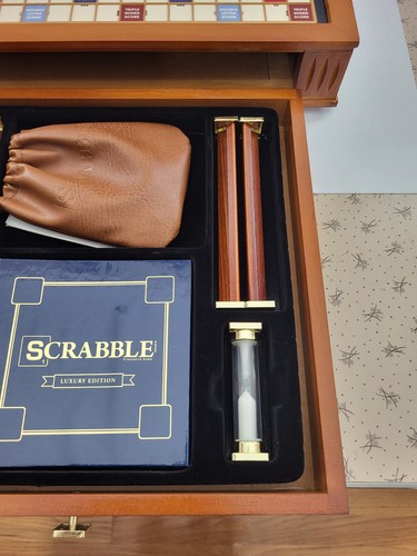 Scrabble Luxury Edition with Rotating Wooden Game Board In Box - Complete - Picture 8 of 20