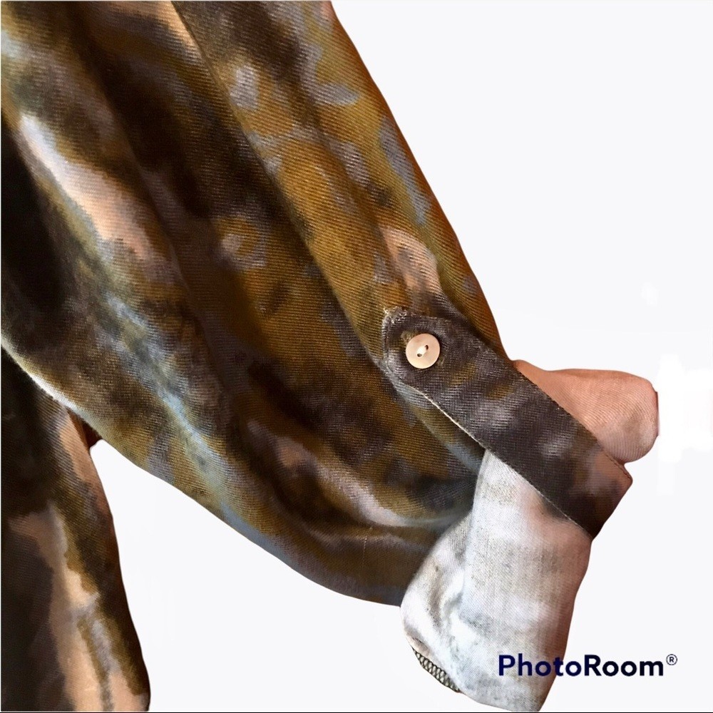 Soft Surroundings Button Down Tie Dye blouse Small - image 2