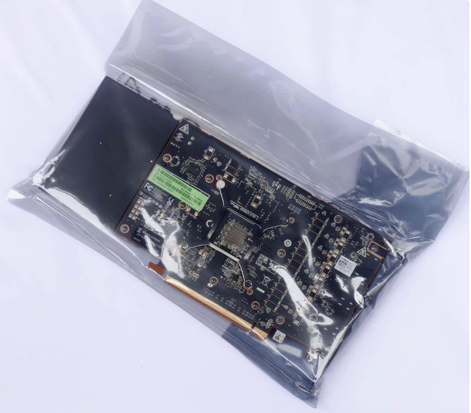 New DELL AMD Radeon Pro W5500 graphics card graphics 4DP 93J65 093J65 - Image 2 of 4