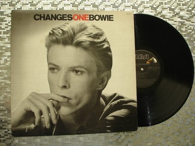 David Bowie ~ ChangesOneBowie ~ Vintage LP  RCA Victor   AQL1-1732
