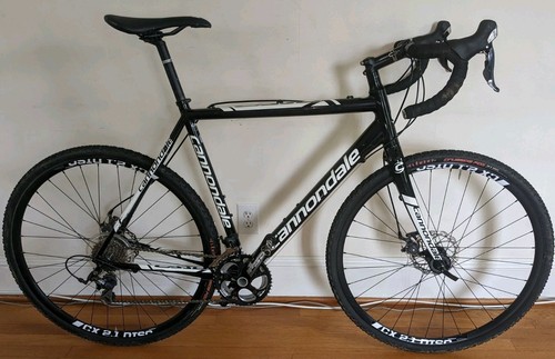 Cannondale CAADX 105, Size 56 Cyclocross Bike, Very Good Condition. 2017