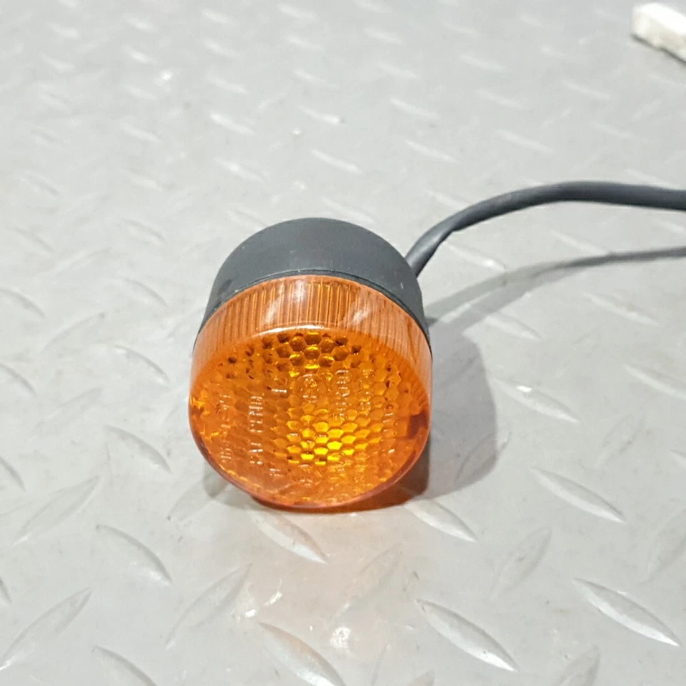 Conjunto de señal de giro indicador delantero derecho o izquierdo Cagiva Canyon 600 1995-1998 Foto 2 de 4