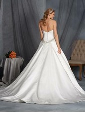 NWT Alfred Angelo 2541 Size 4 Ivory Ballgown Wedding Dress Satin Bling Belt